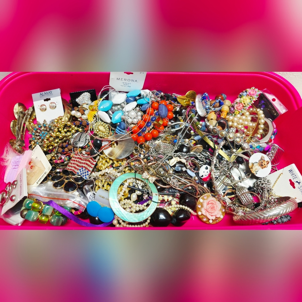 5 Lbs Mixed Jewelry Lot